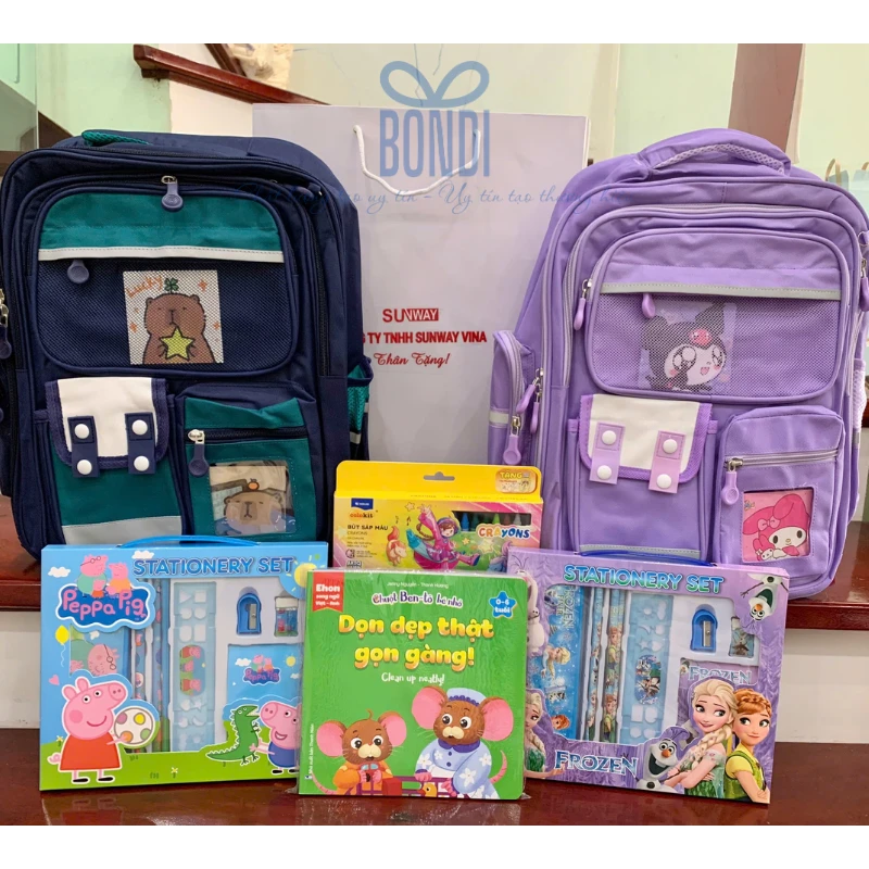 Set quà tặng 1/6 cho con em cán bộ nhân viên công ty in logo theo yêu cầu.